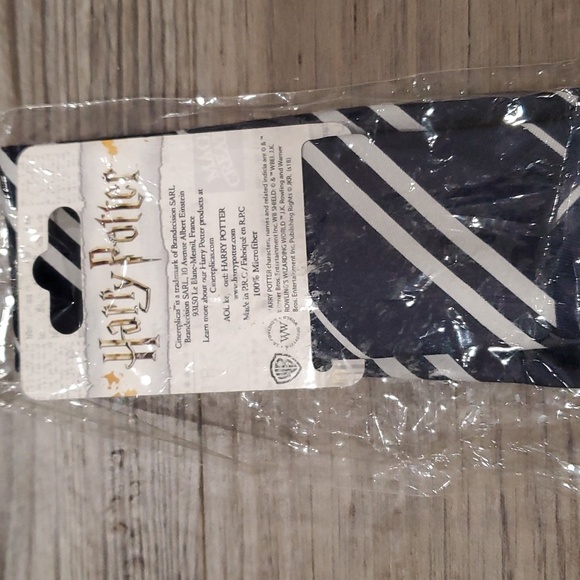 Harry Potter Ravenclaw Tie - Picture 6 of 7